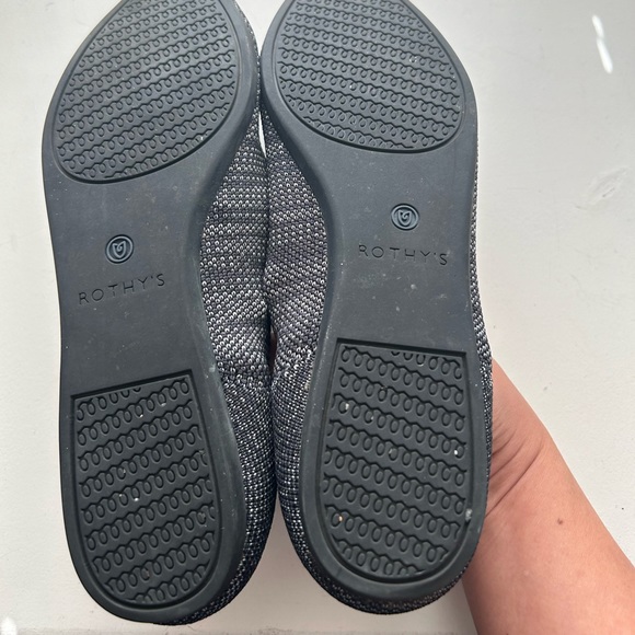 Rothys Gray Heather Points SZ 8 - Picture 4 of 4